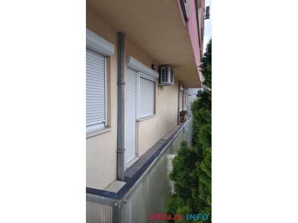 Stan na prodaju-Brace Jerkovic 78m2+15m2 terasa