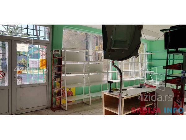 Na prodaju stambeno-poslovni prostor u Subotici