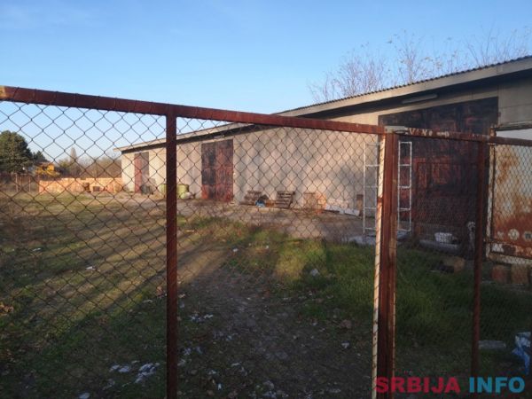 Plac na glavnom Palickom putu