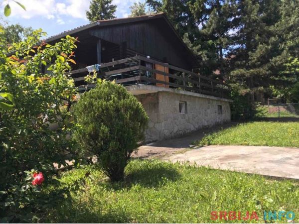 Vikendica Grocka-Kamendolska 1