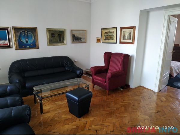 Stan u Centru-salonac
