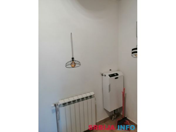 Izdajem stan u Batajnici&nbsp;