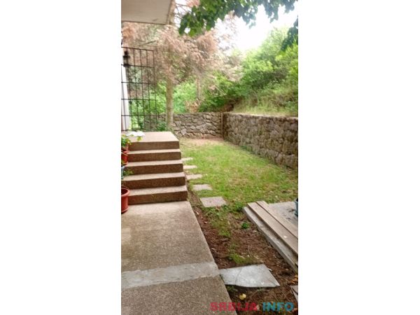 Avala, blizu megamarketa Koka Mar, 200 m2 