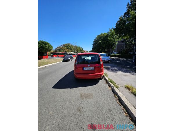 Skoda Roomster 1.4 benzin & plin atestiran 