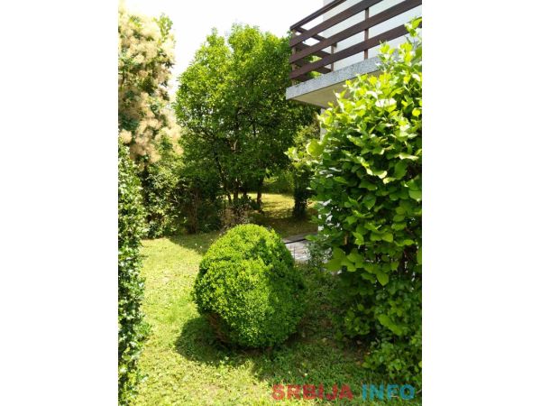 Prodajem kucu u Vrnjackoj Banji