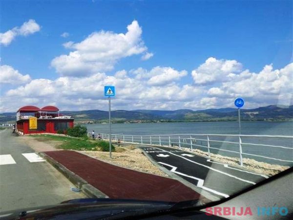 Odmor na Dunavu u borovoj &scaron;umi, povoljno