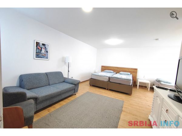 Trosoban Apartman Magenta Garden Beograd Zvezdara