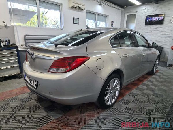Opel Insignia 2.0cdti 