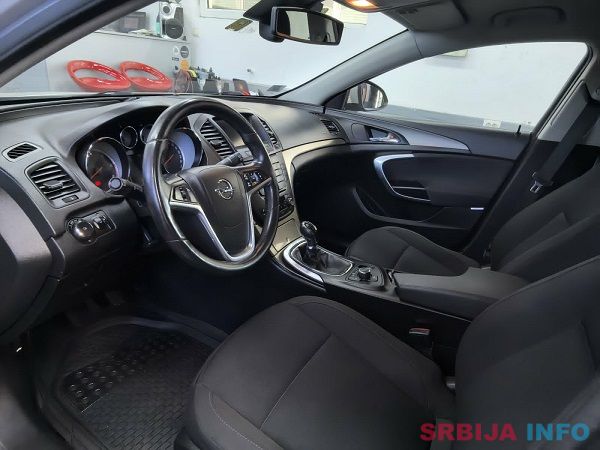 Opel Insignia 2.0cdti 