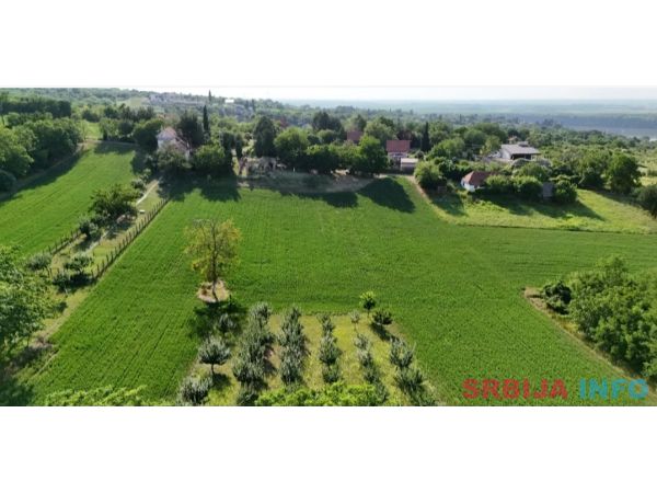 Plac Krcedin, put Janda 7700m2+materijal za izgradnju
