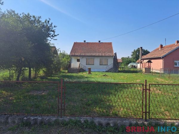Na prodaju porodicna kuca u Sopicu-Lazarevac