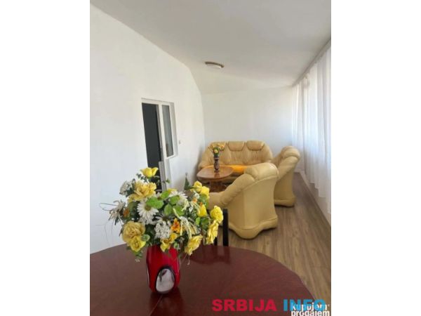 Kuća 250 m2 Sopot Beograd 