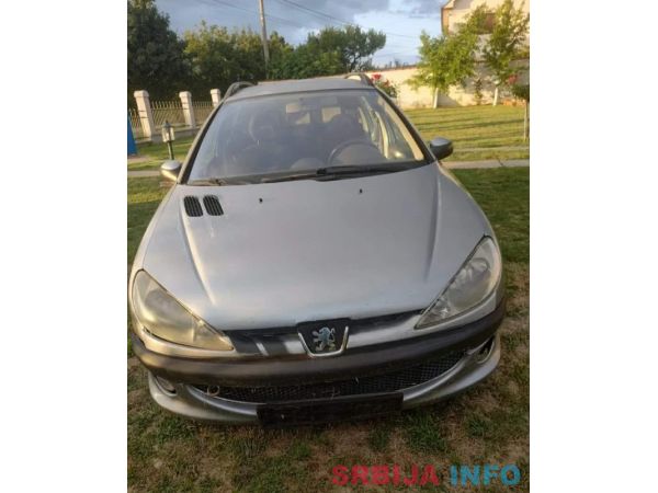 Prodaja polovnih delova za Citroena i Pežoa