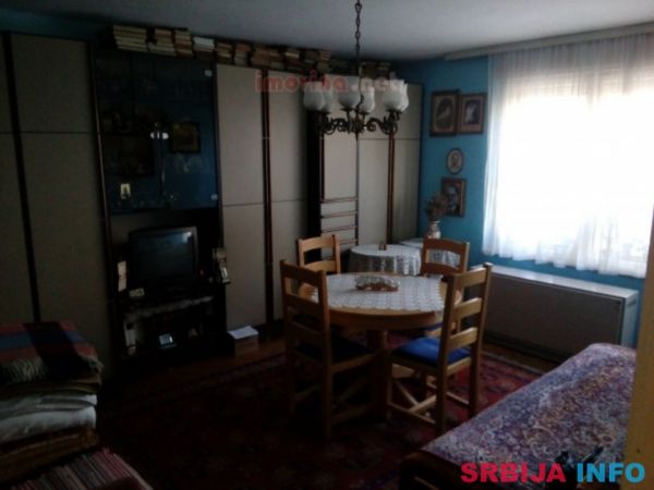 1-soban uknjizen stan-Kalemegdan