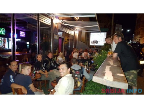 Izdajem lokal u radu