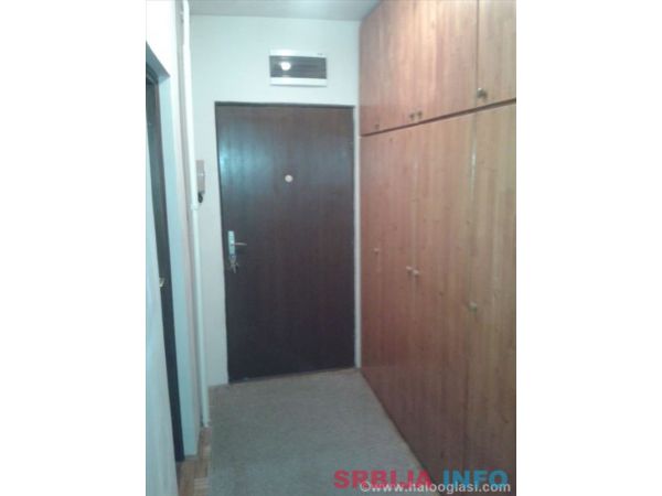 Bezanijska kosa 2,61m2+3.5m2 lodja, dvosoban