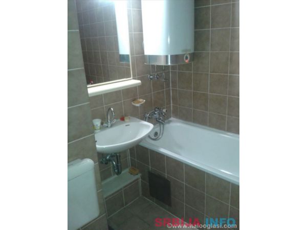 Bezanijska kosa 2,61m2+3.5m2 lodja, dvosoban