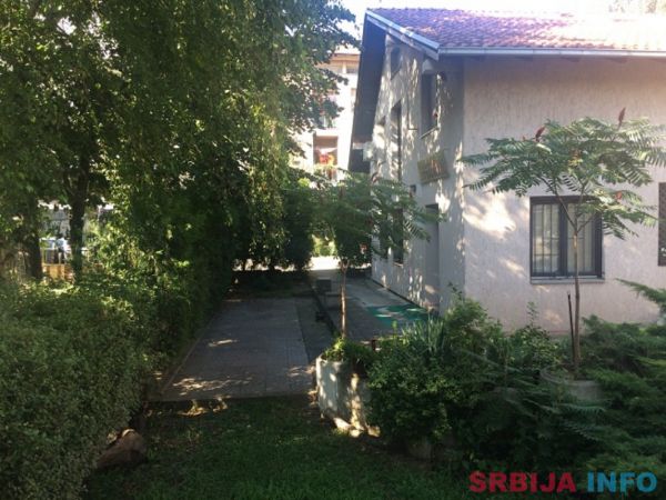Poslovni prostor-Zemun