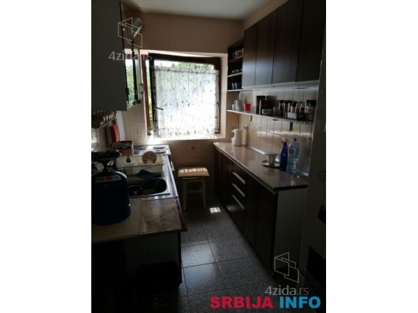 Porodicna kuca na Paragovu-Sremska Kamenica