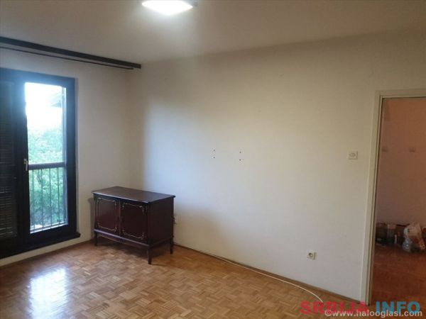 Top stan Bezanijska kosa 1