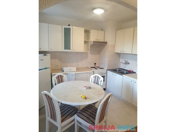 Top stan Bezanijska kosa 1