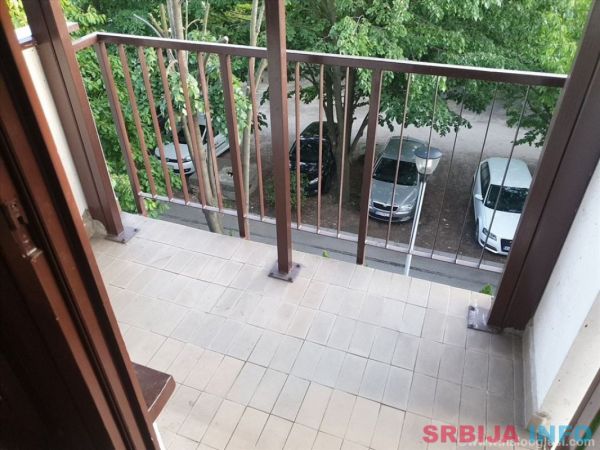 Top stan Bezanijska kosa 1