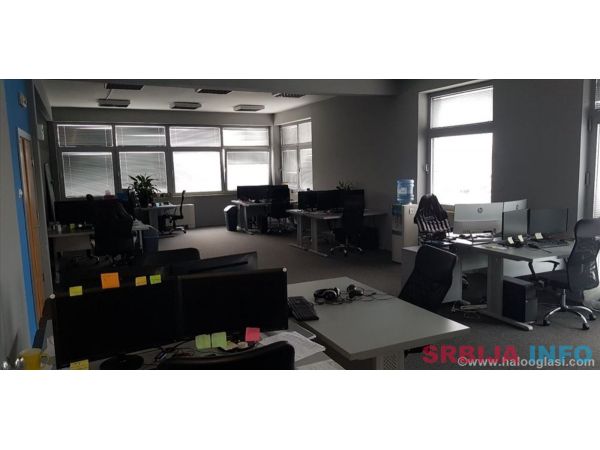 Kancelarijski prostor za izdavanje