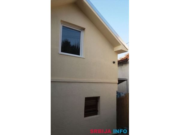 Prodajem kucu Dusanovac 33m2,vlasnik