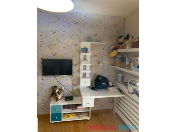 Prodajem stan-duplex