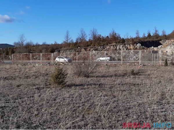 Izdajem plac-magacin, Zlatibor-Mackat