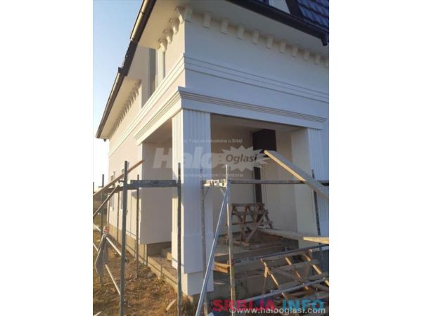 Kuca i hala na prodaju/legalizovano/moguca zamena