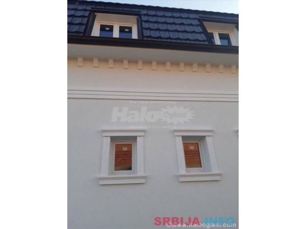 Kuca i hala na prodaju/legalizovano/moguca zamena