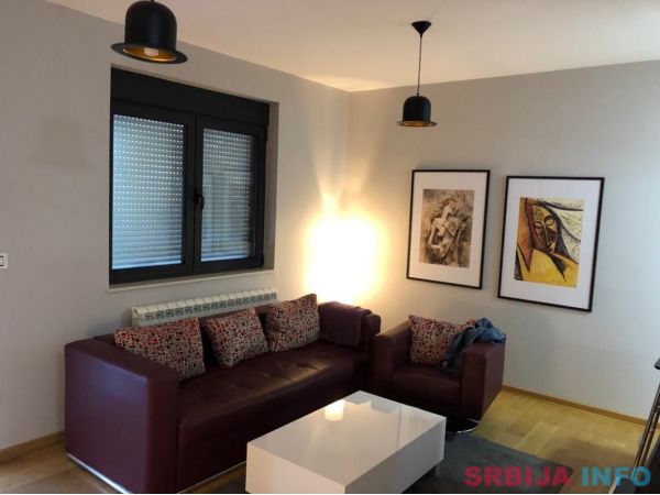 Prodajem LUX stan na Lekinom Brdu-vlasnik
