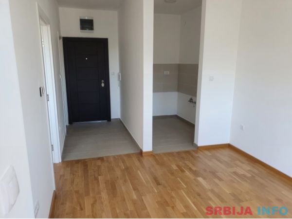 Nov stan, Bulevar Patrijarha Pavla-Novi Sad