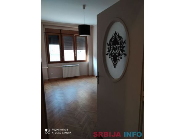 Dvosoban stan u centru Beograda