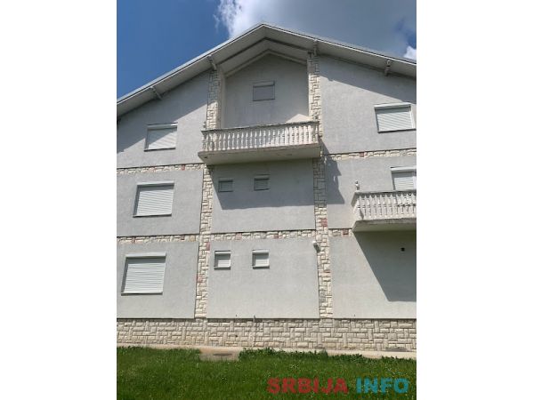 Kuca na prodaju-Mladenovac