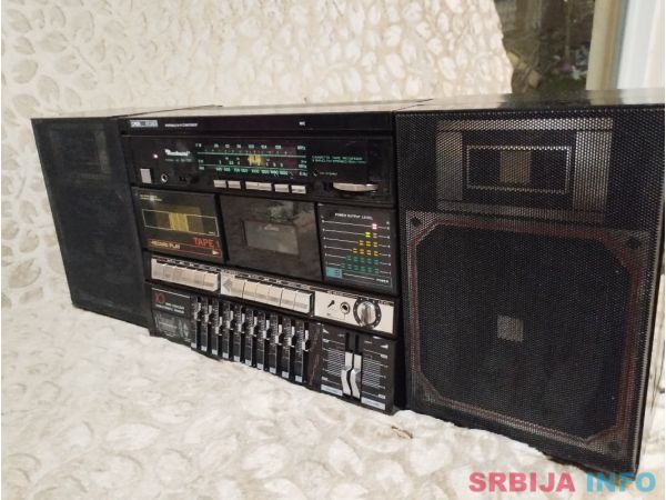 Omega veliki kasetofon