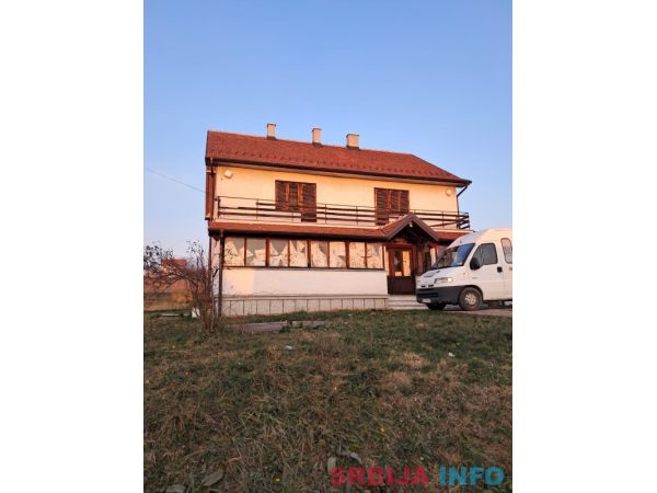 Prodajem kucu u Arandjelovcu