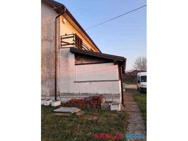 Prodajem kucu u Arandjelovcu