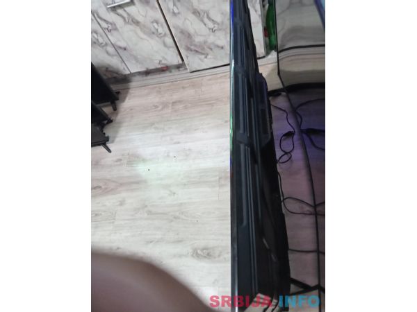 VOX 55wos315b neispravan
