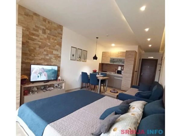 Prodajem luksuzan apartman na Kopaoniku