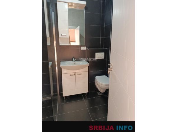 Na prodaju trosoban stan u Borci na mirnoj lokaciji