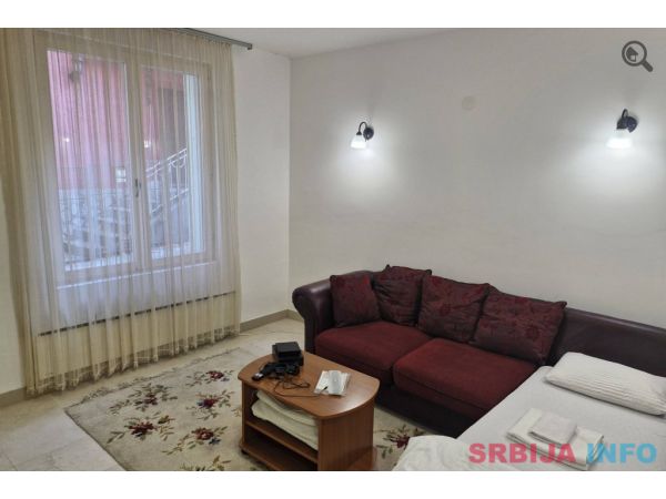 Trosoban Apartman Bajloni House Beograd Centar