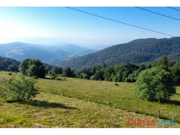 Prodaja parcela na Goliji (gradjevinsko zemljiste sa dozvoljenom gradnjom)
