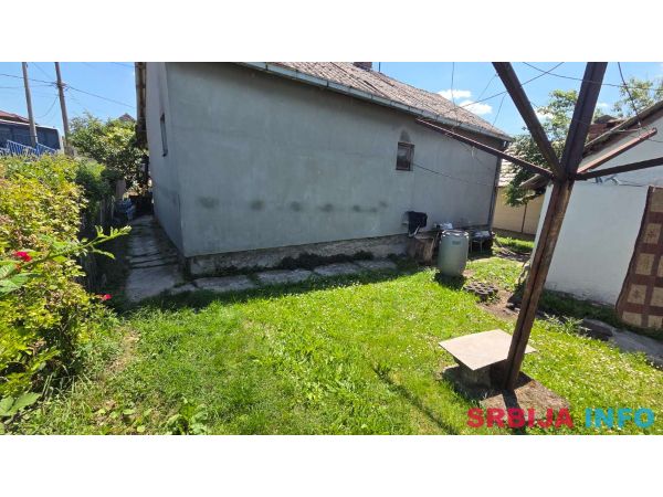 Vladike Nikolaja Velimirovića 12, Lazarevac Beograd 