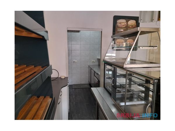 Izdajem opremljen lokal, pekara, proizvodnja kolača, kuhinja