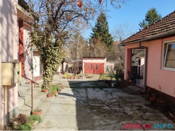 Prodajem kuću u Čereviću