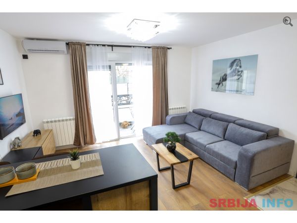 Dvosoban Apartman Sky Tesla Beograd Sur  in