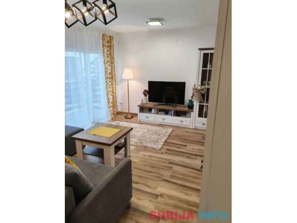 Prodajem opremljen apartman na Divčibarama