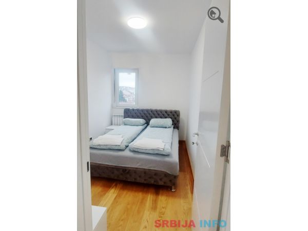 Trosoban Apartman Magenta Zvezdara Beograd Zvezdara